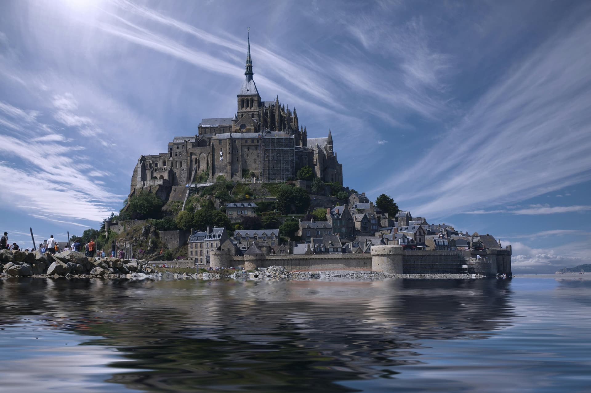 What to Pack for France: A Season-by-Season, Region-by-Region Guide